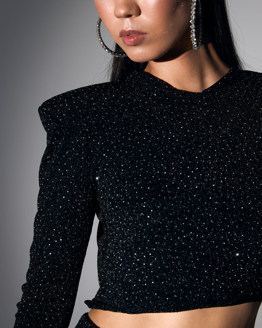 Sırtı Açık Crop Bluz ve İspanyol Paça Pantolon Siyah Üzeri Taşlı Takım