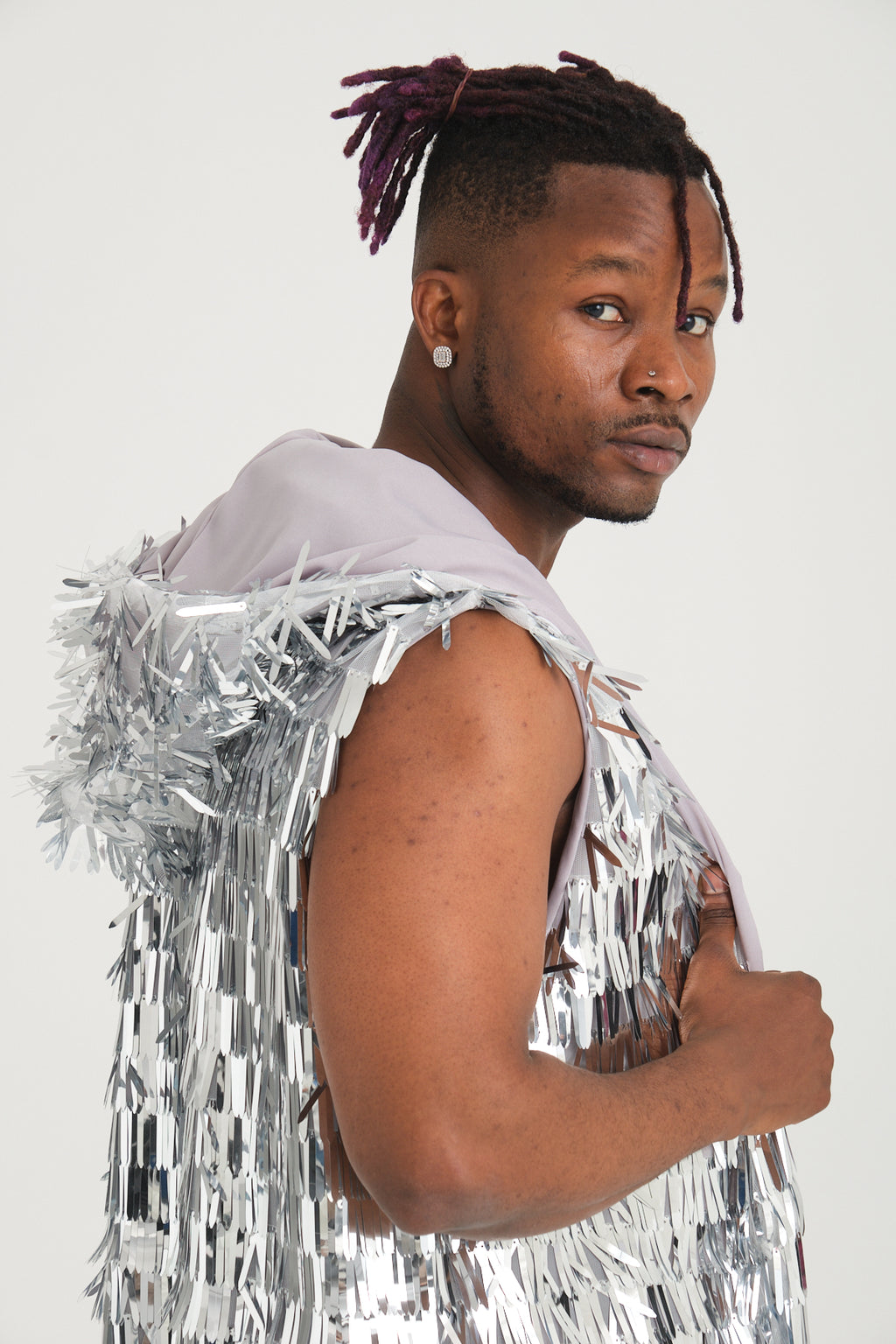 Gümüş Uzun Pullu Kapüşonlu Yelek