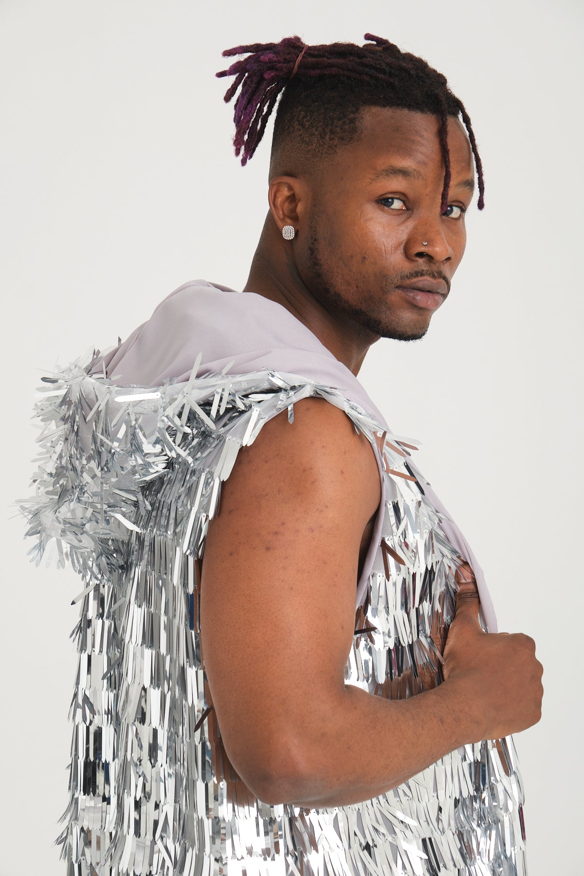 Gümüş Uzun Pullu Kapüşonlu Yelek