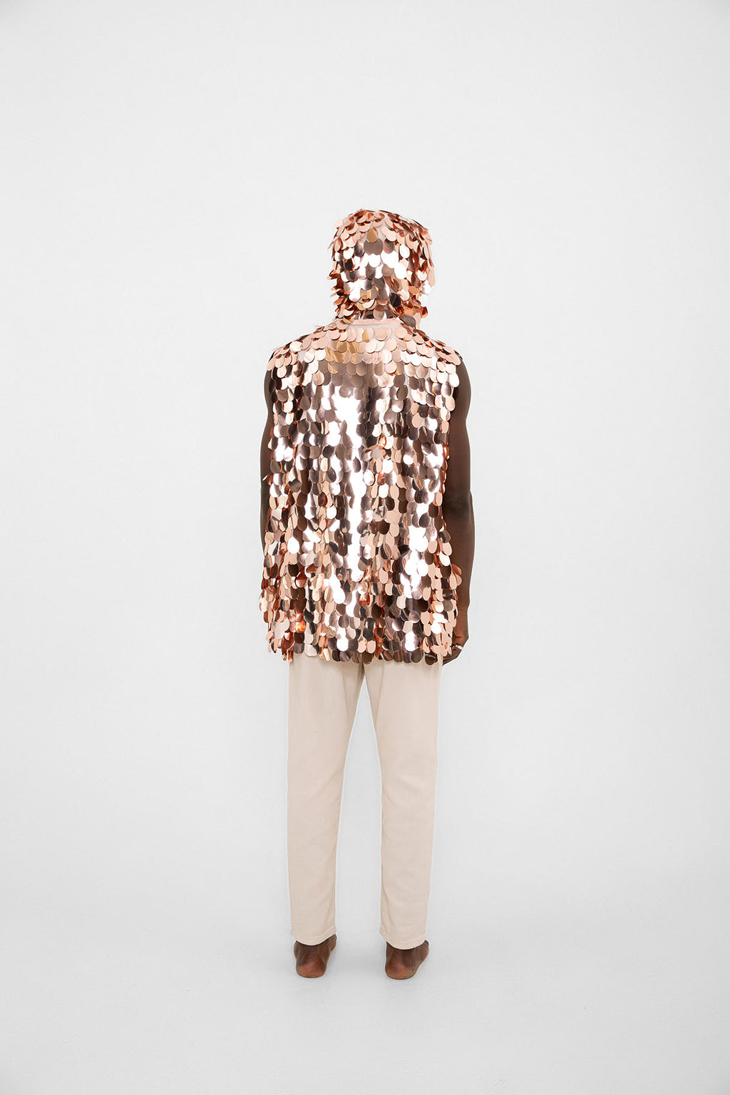 Büyük Gold Pullu Kapüşonlu Yelek