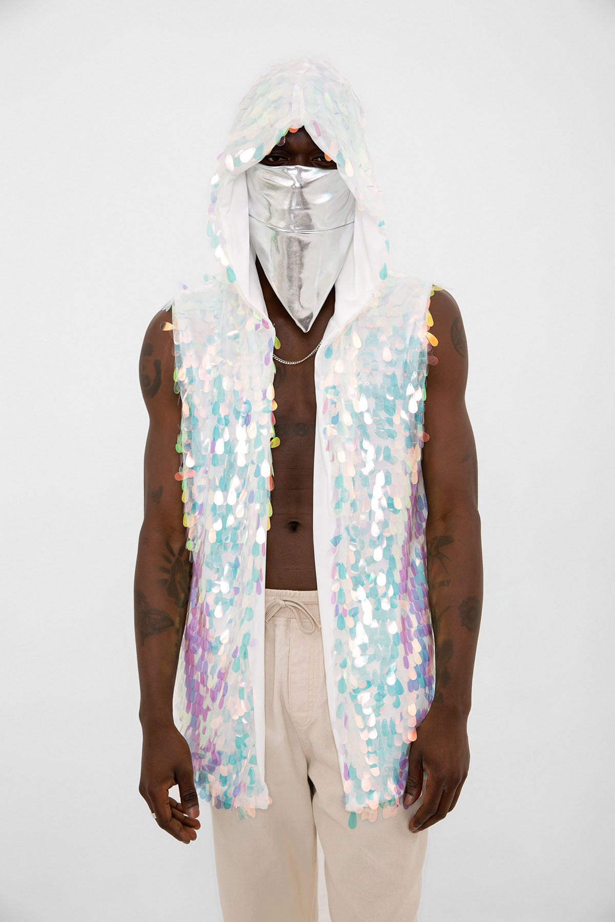 Beyaz Hologram Mermaid Pullu Kapüşonlu Yelek