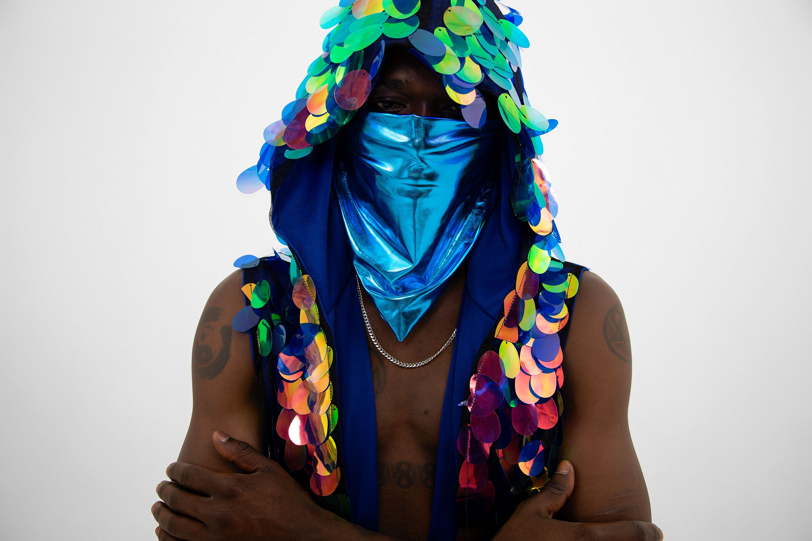 Mavi Yeşil Hologram Mermaid Pullu Kapüşonlu Yelek