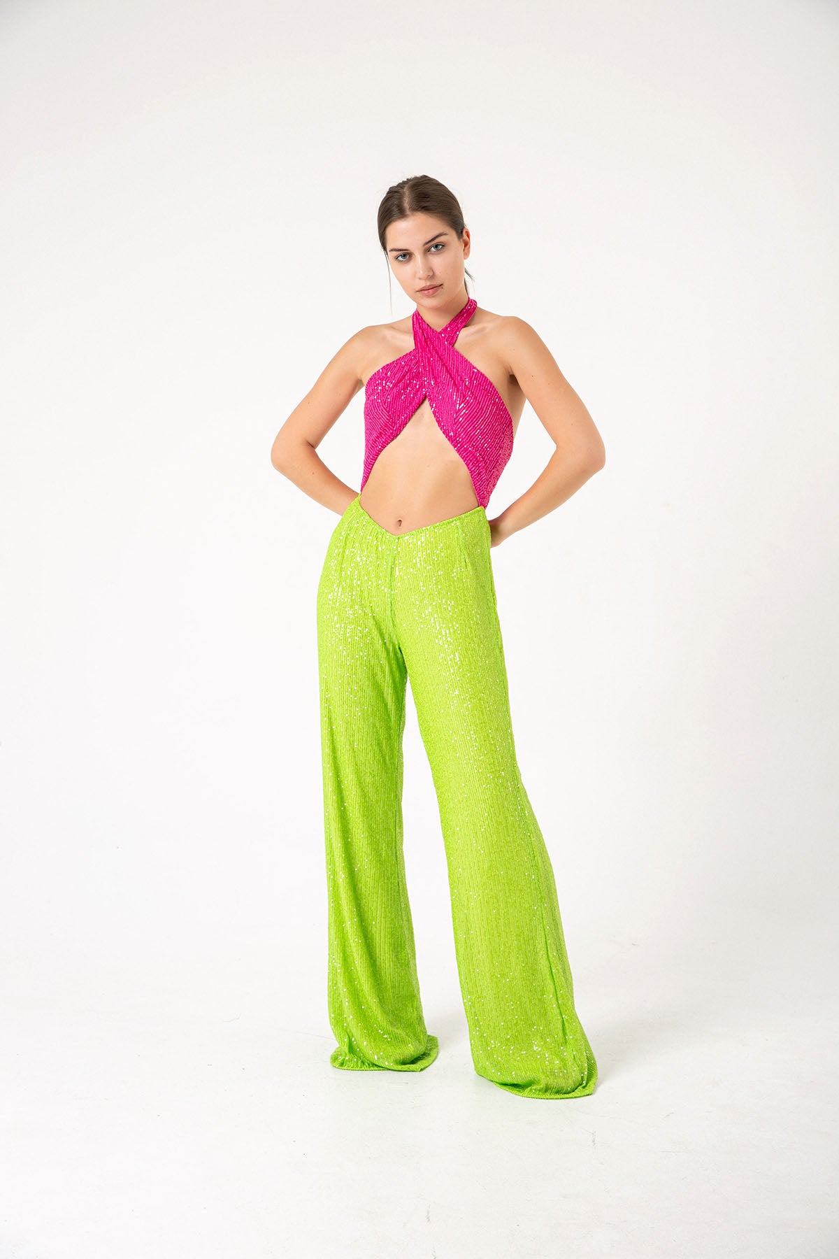 Pul Payetli Halter Yaka Pembe Yeşil İspanyol Paça Tulum