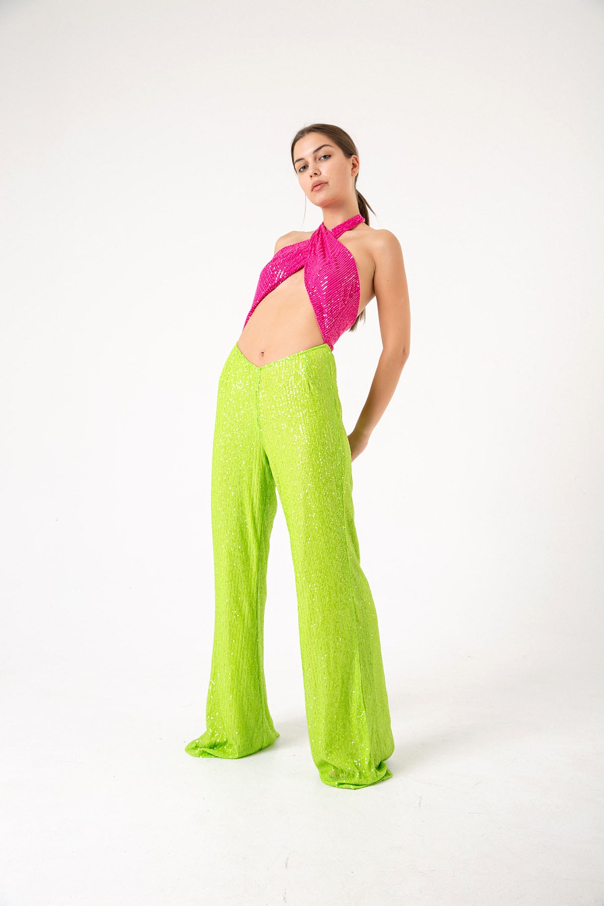 Pul Payetli Halter Yaka Pembe Yeşil İspanyol Paça Tulum
