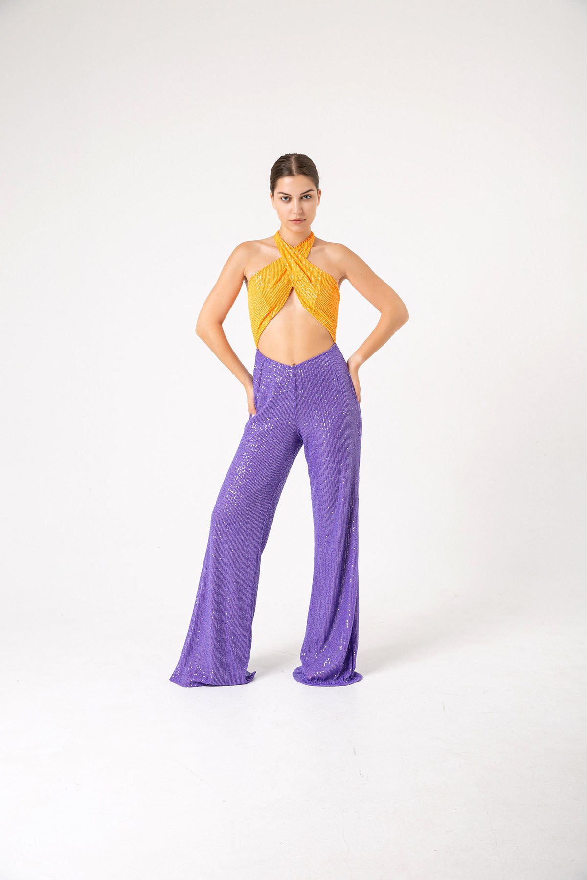 Pul Payetli Halter Yaka Turuncu Mor İspanyol Paça Tulum