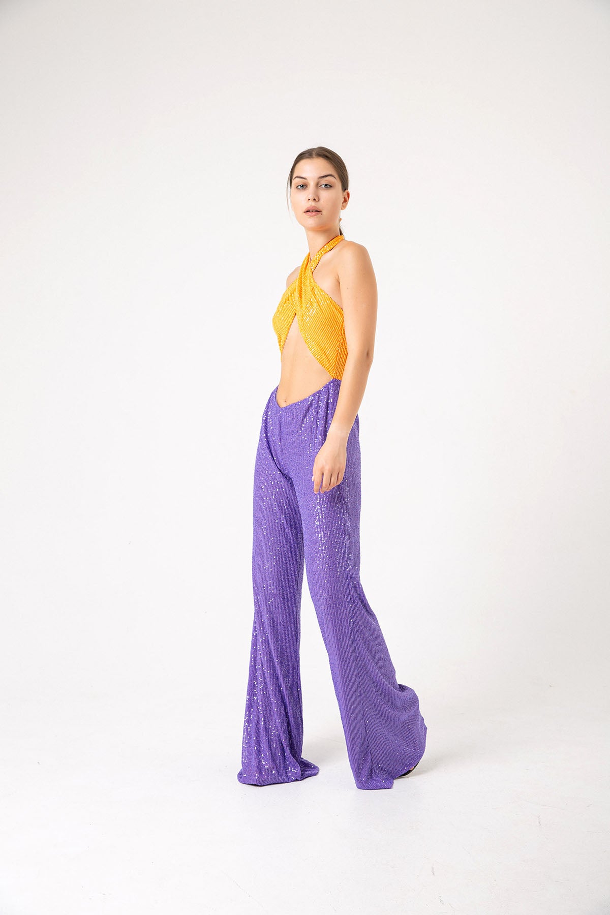 Pul Payetli Halter Yaka Turuncu Mor İspanyol Paça Tulum