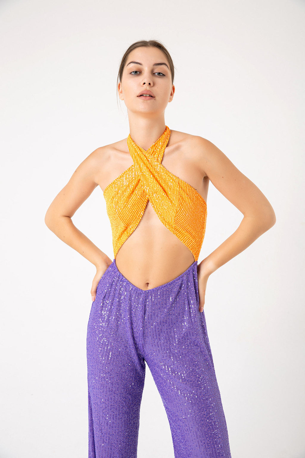 Pul Payetli Halter Yaka Turuncu Mor İspanyol Paça Tulum