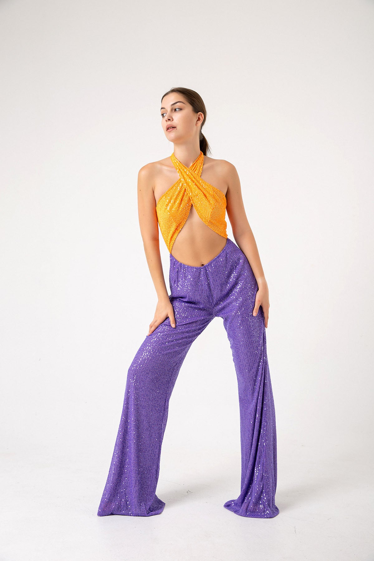 Pul Payetli Halter Yaka Turuncu Mor İspanyol Paça Tulum