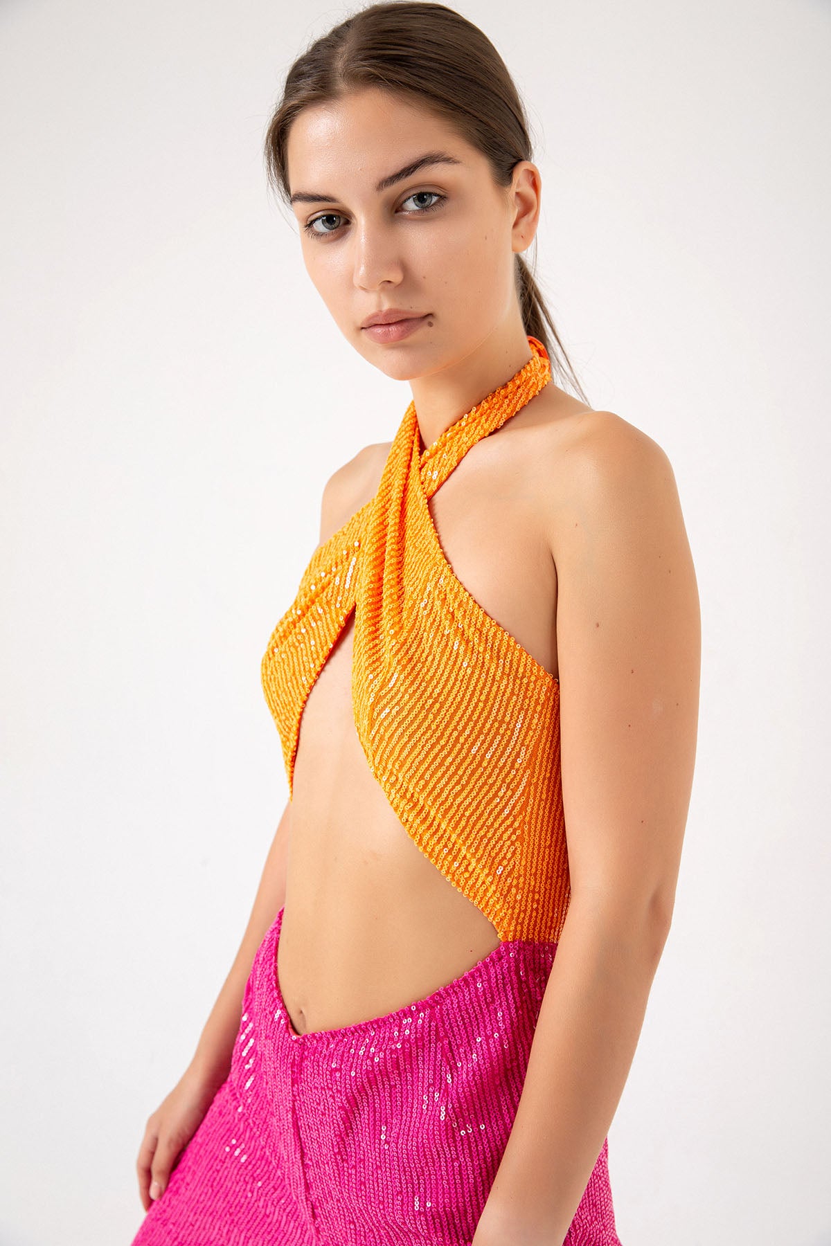 Pul Payetli Halter Yaka Pembe Turuncu İspanyol Paça Tulum