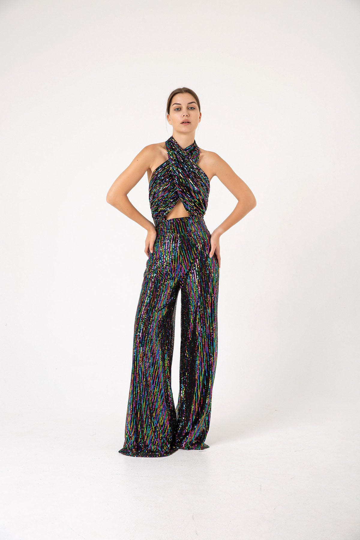 Pul Payetli Halter Yaka Çok Renkli Siyah Wide Leg Tulum