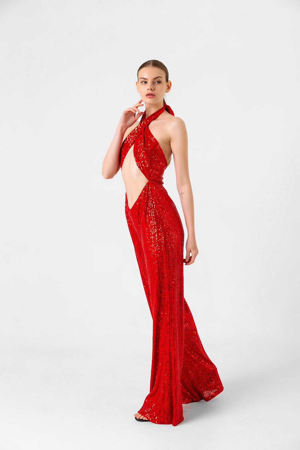 Pul Payetli Halter Yaka Kırmızı İspanyol Paça Tulum