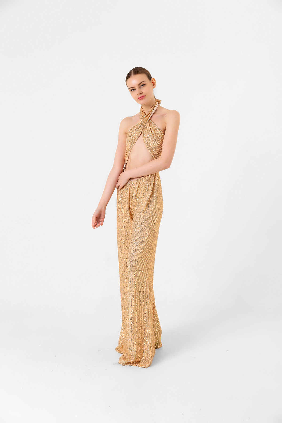 Pul Payetli Halter Yaka Gold İspanyol Paça Tulum