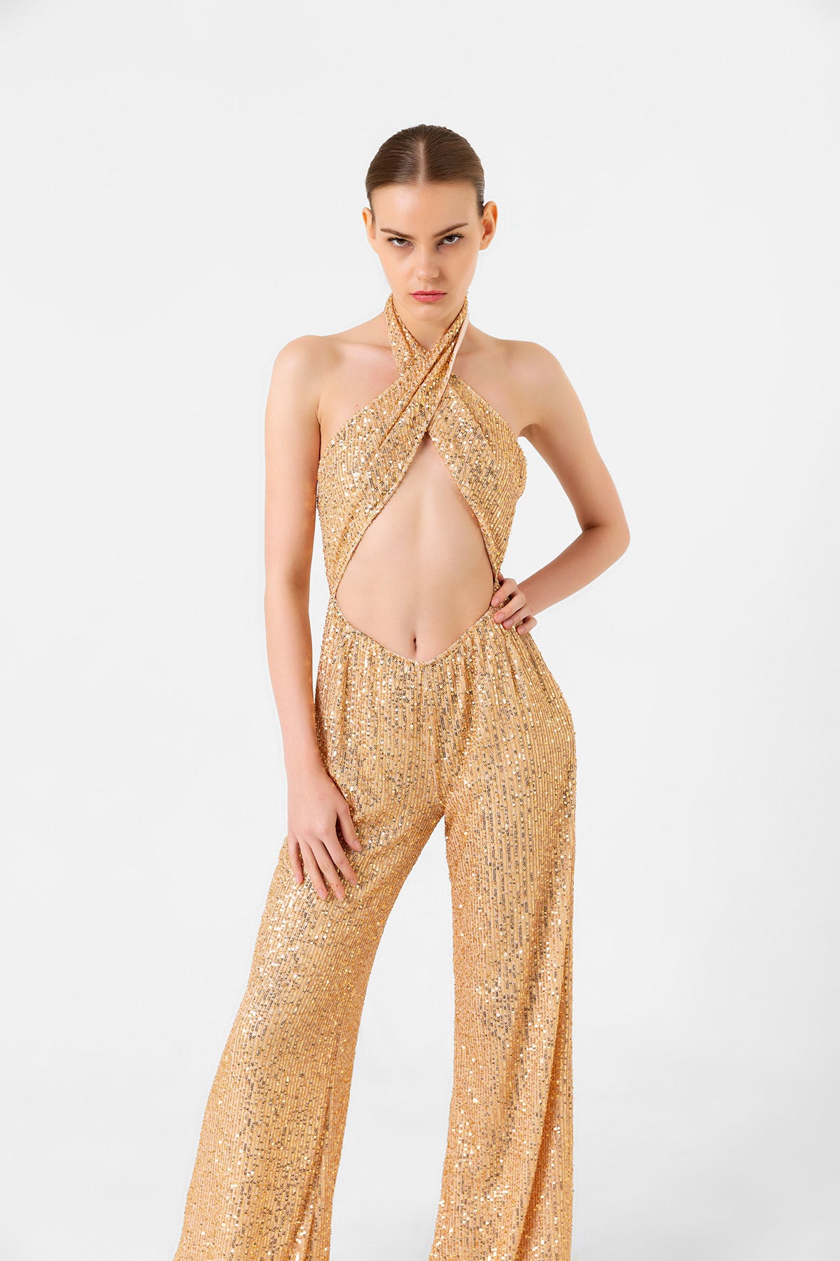 Pul Payetli Halter Yaka Gold İspanyol Paça Tulum