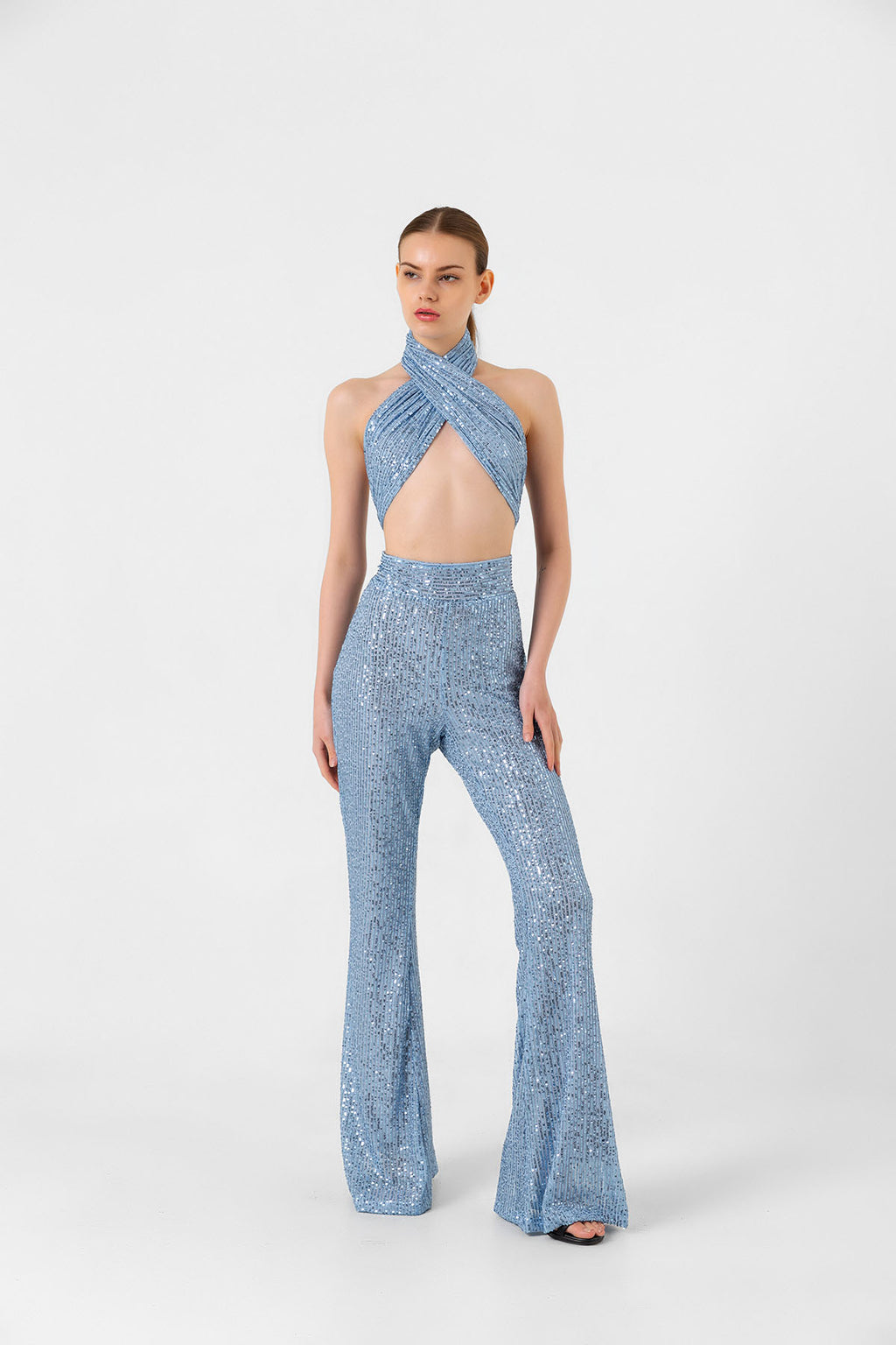 Gümüş Pul Payetli Halter Yaka Şal Bluz ve İspanyol Pantolon Takım