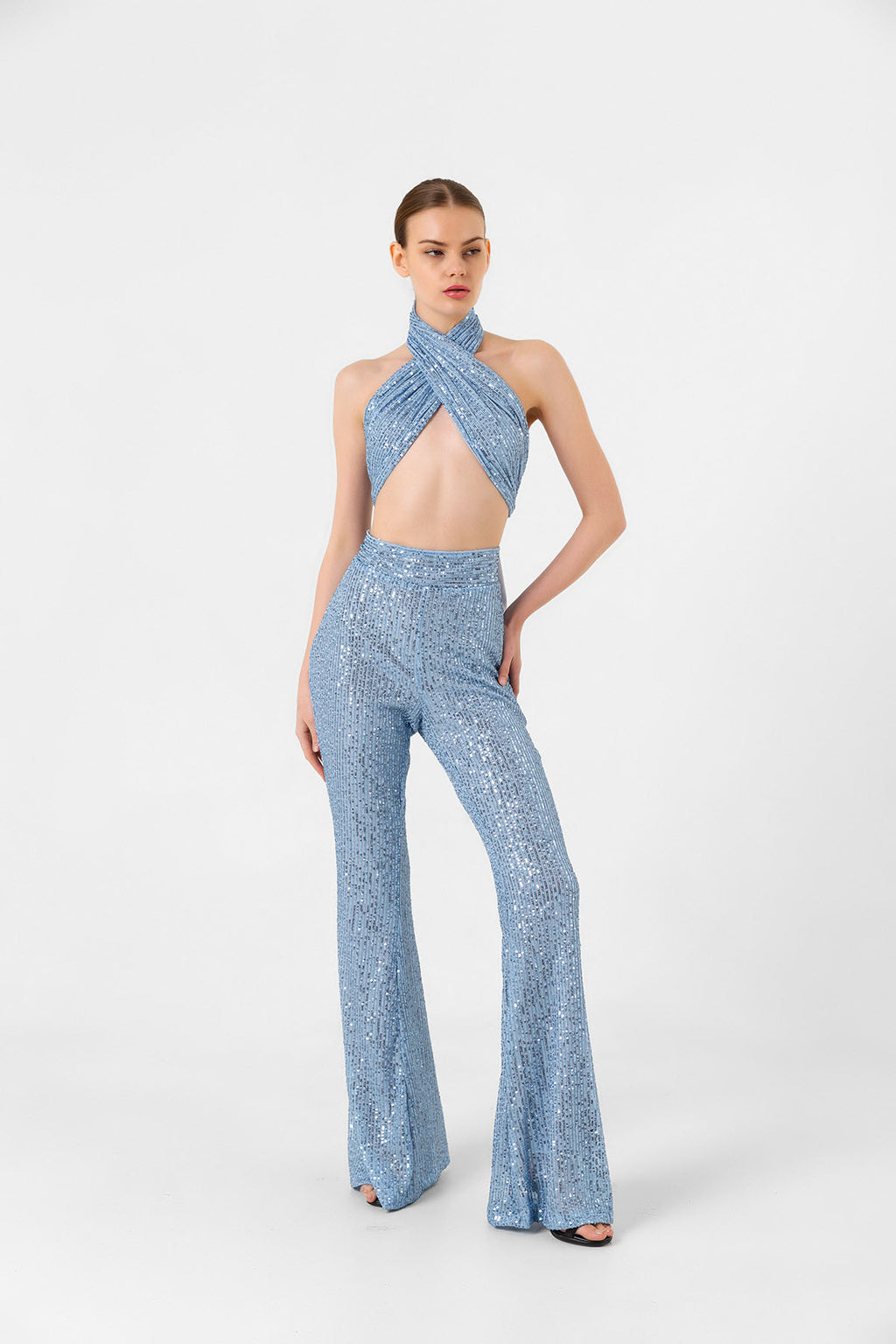 Gümüş Pul Payetli Halter Yaka Şal Bluz ve İspanyol Pantolon Takım