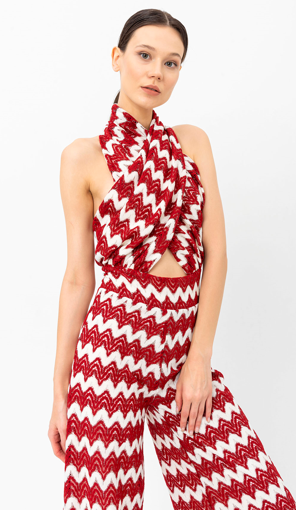 Halter Yaka Kırmızı Beyaz Triko Tulum