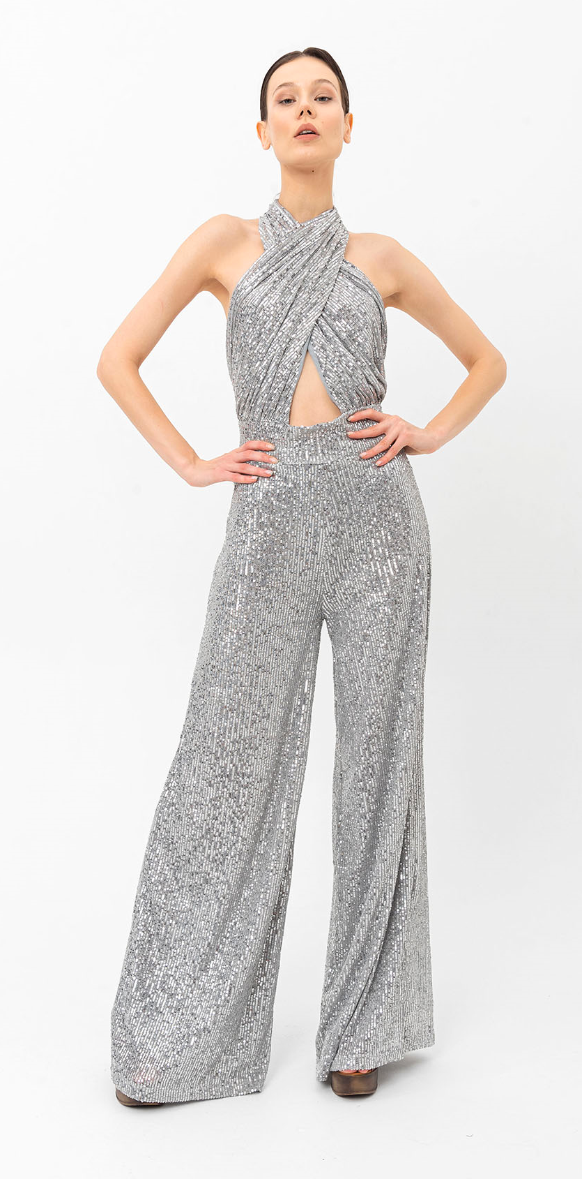 Pul Payetli Halter Yaka Gümüş Tulum