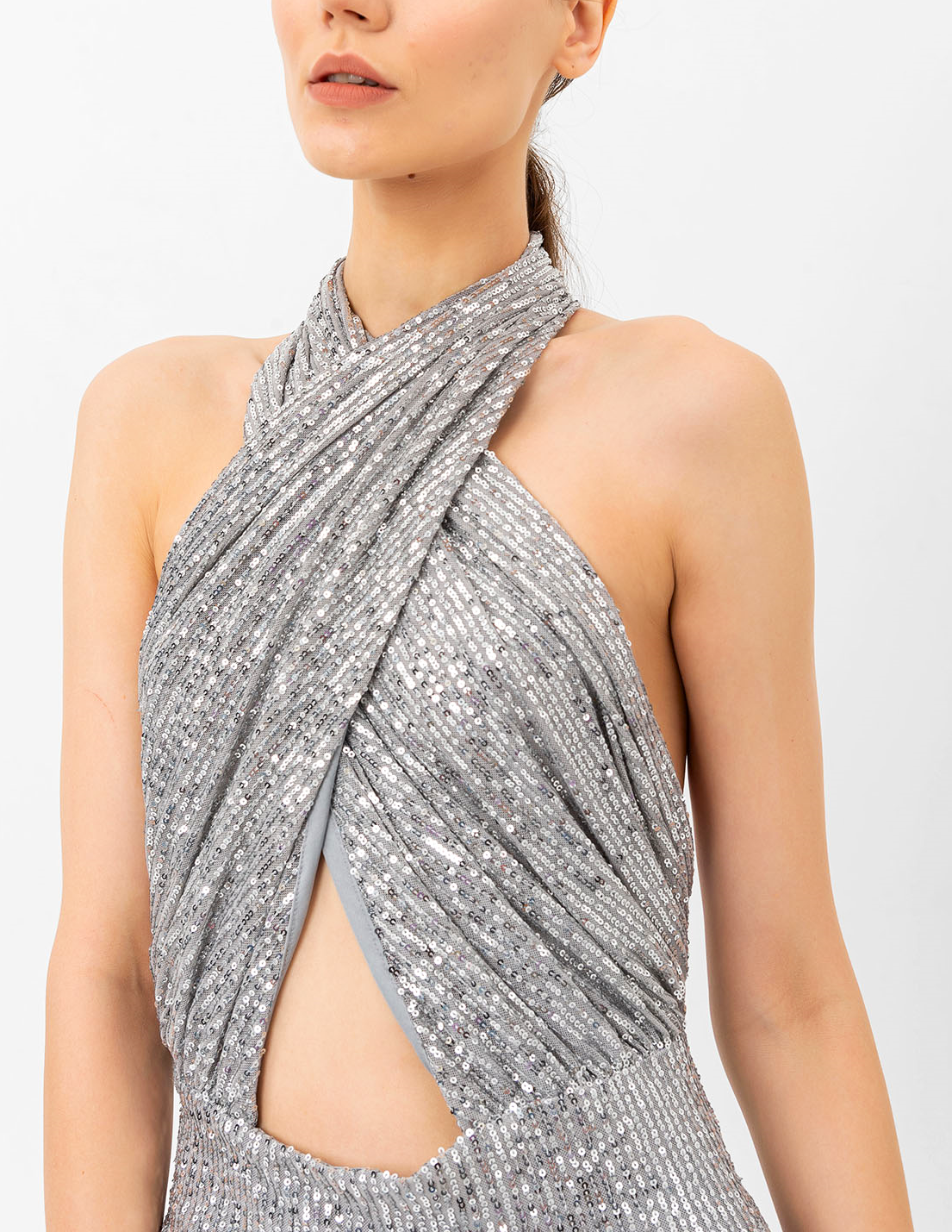 Pul Payetli Halter Yaka Gümüş Tulum